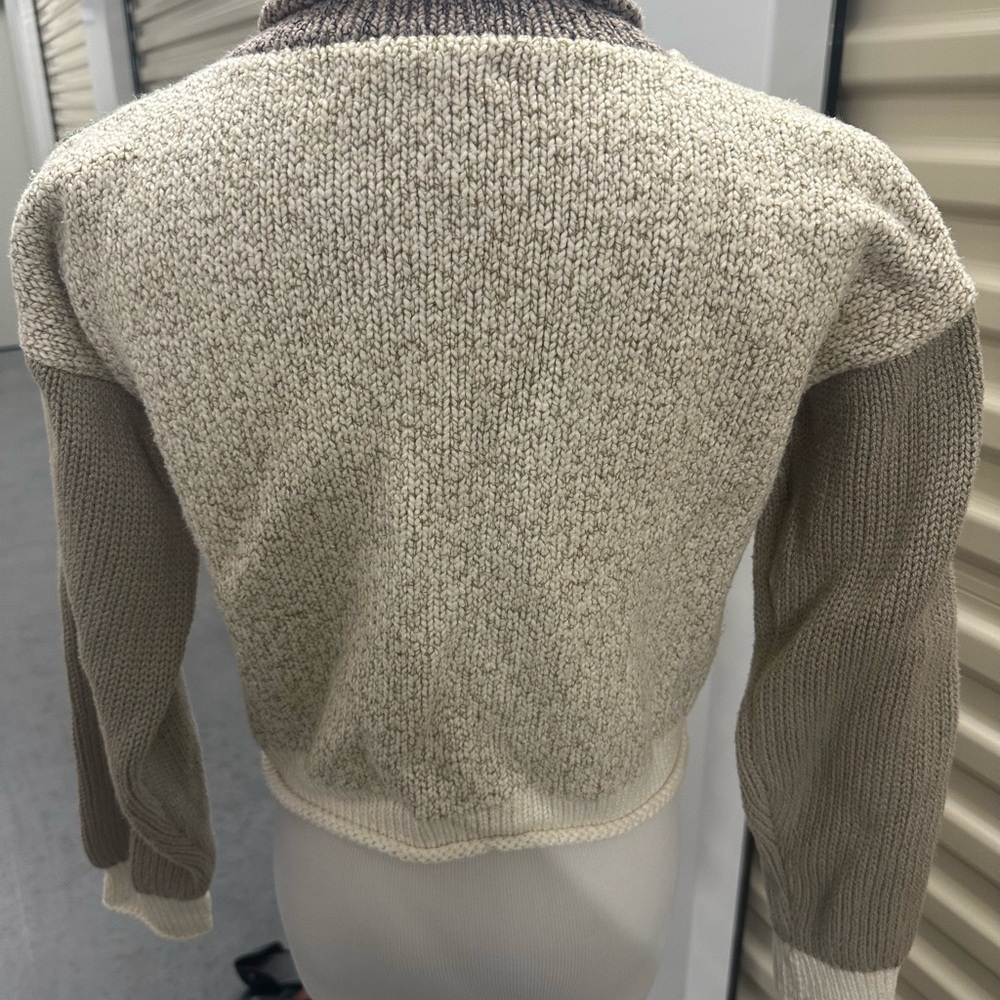 Ani Barrie Cropped Colorblock Knit Cardigan - Picture 3 of 5